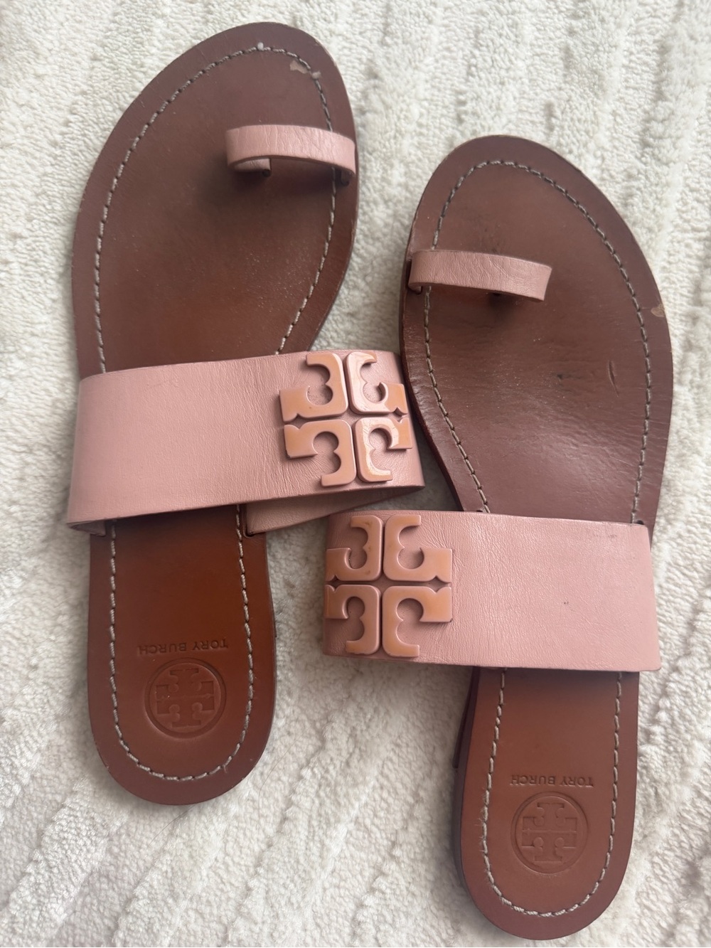 Tory Burch Blush Pink Leather Logo Toe-Ring Slide Sandals